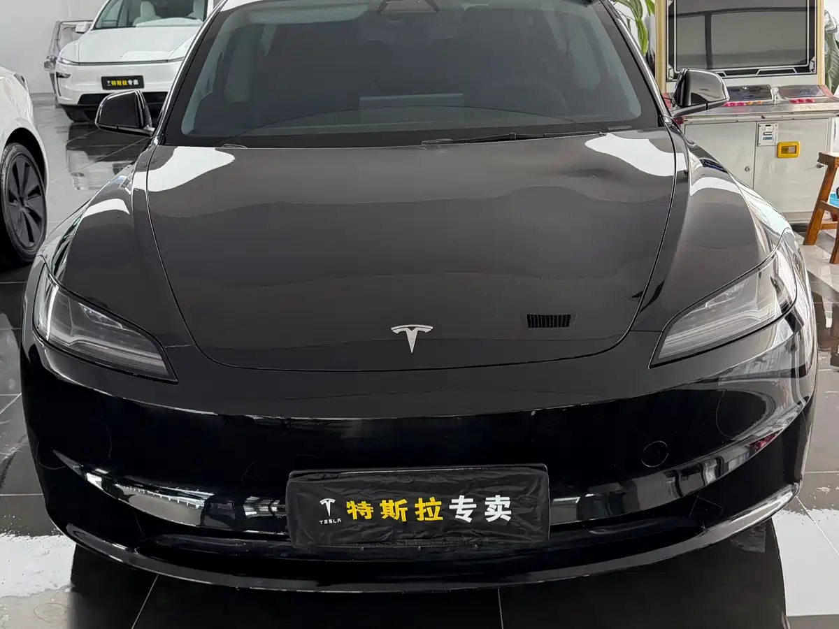 Tesla Model 3 2026 2025 Model Rear-Wheel Drive Edition