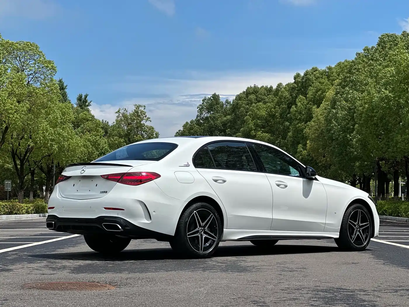 Mercedes-Benz C-Class 2024 C 260 L Night Edition Sport фото 3