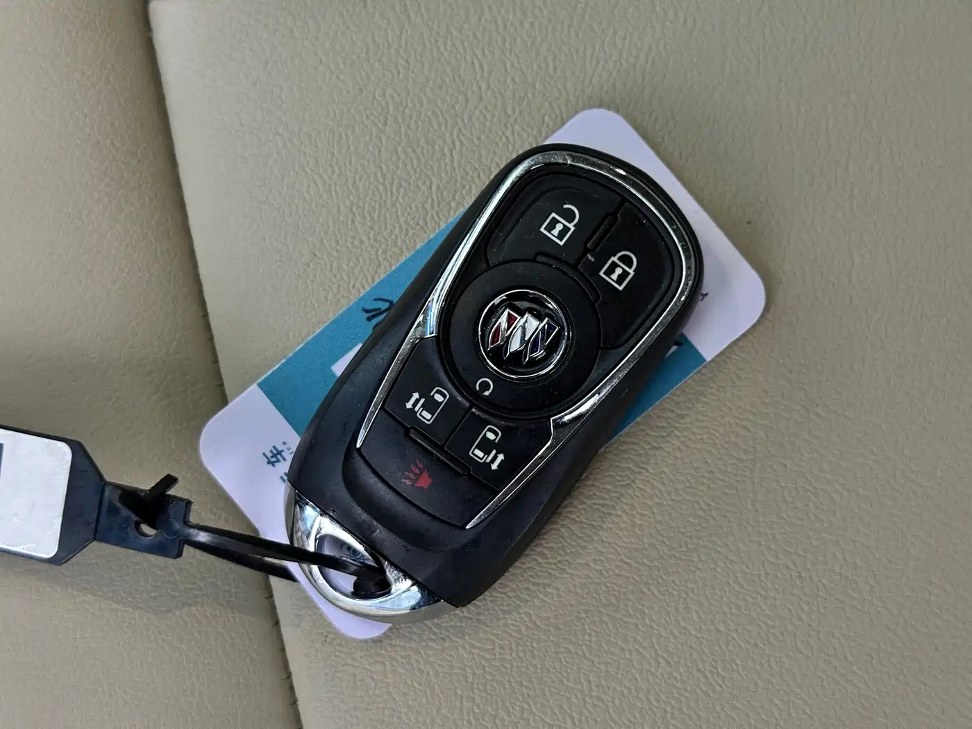 Buick GL8 2023 ES Landmaster Exclusive фото 8
