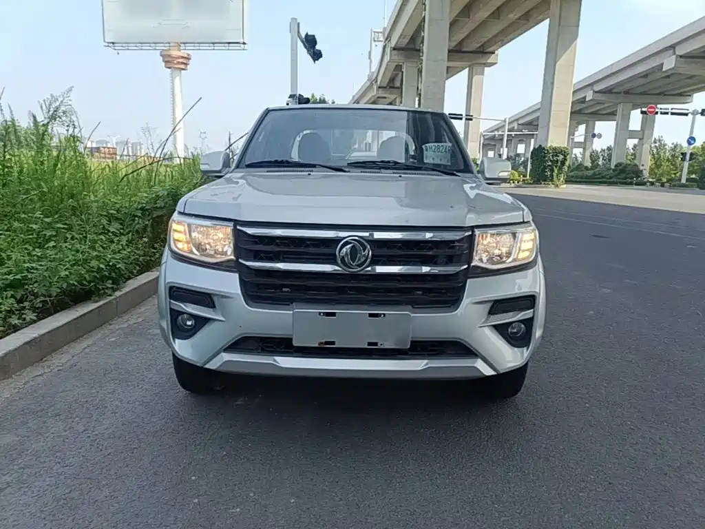 Dongfeng Ruiqi 2023 2023 2.4T Diesel 2WD Startup Long Cargo Box YCY24165-61