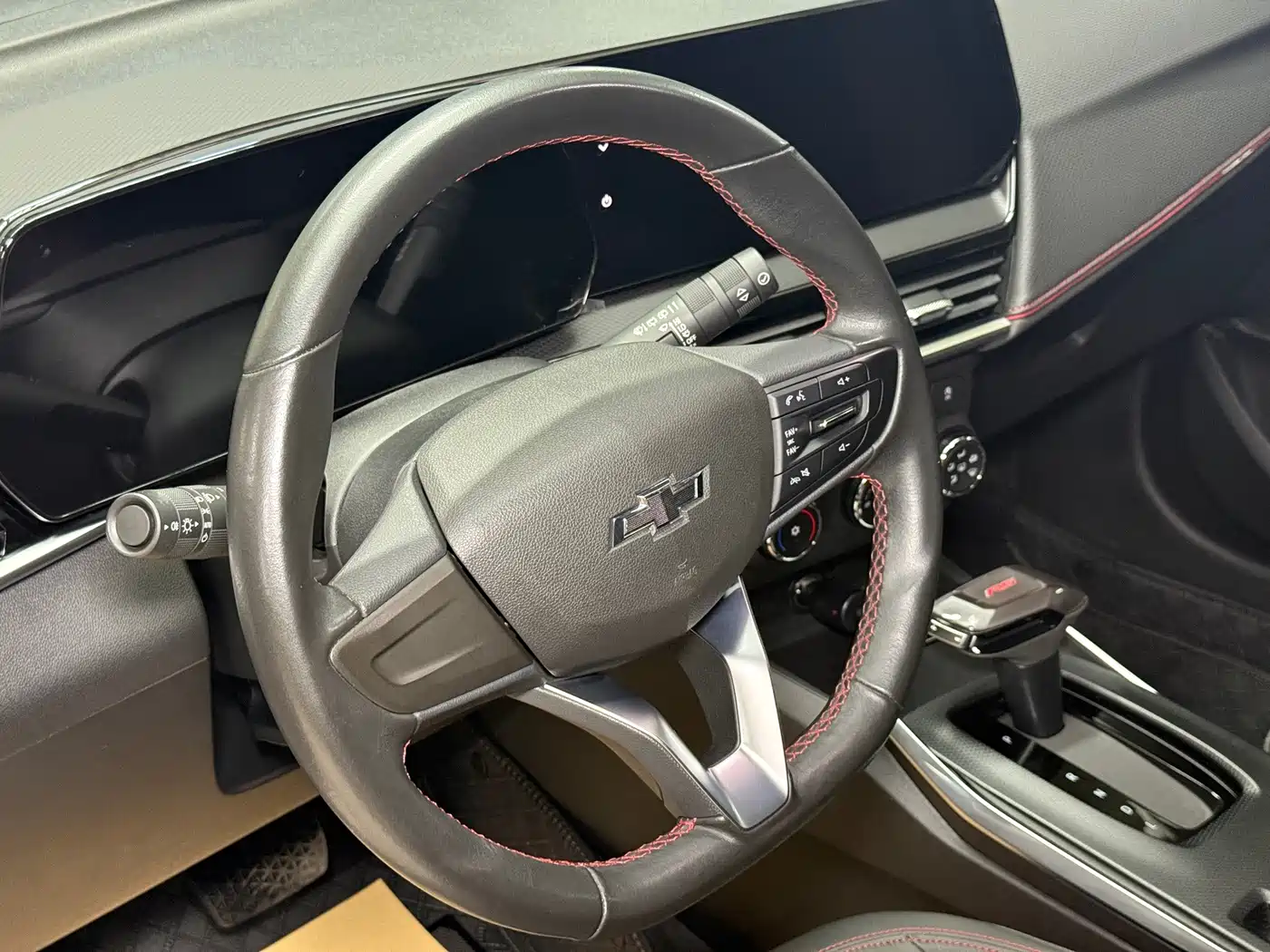 Photo 21 - Chevrolet Trax