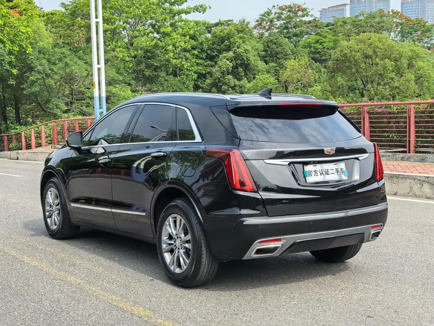 Cadillac XT5 2021 2.0T 2WD Luxury Edition фото 8