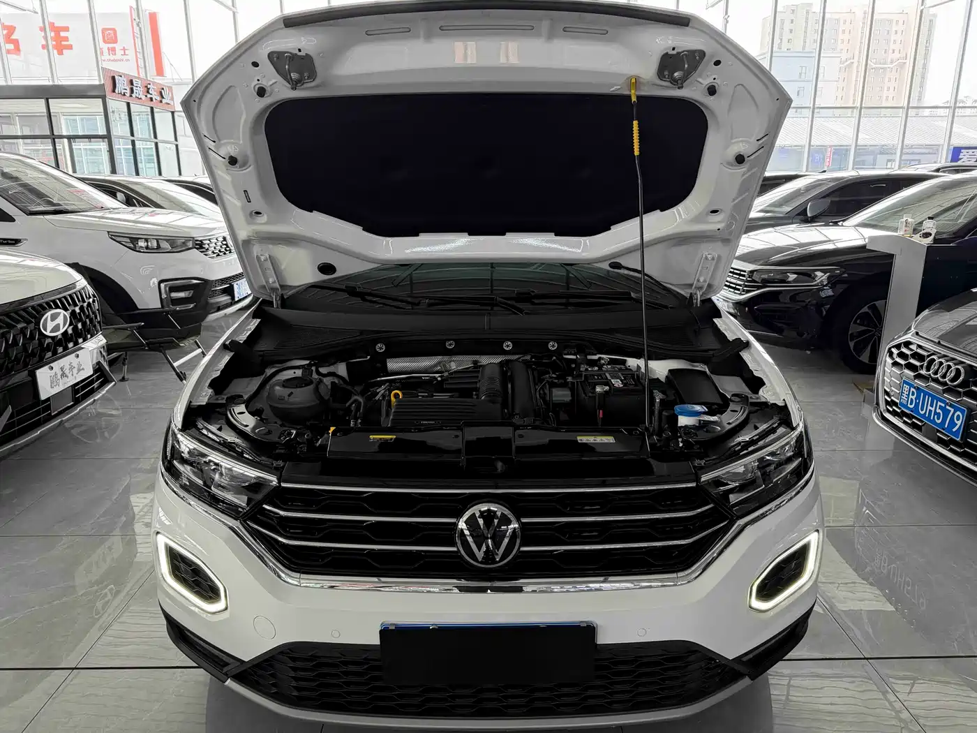 Volkswagen T-ROC 2022 280TSI DSG 2WD Comfort PLUS фото 20
