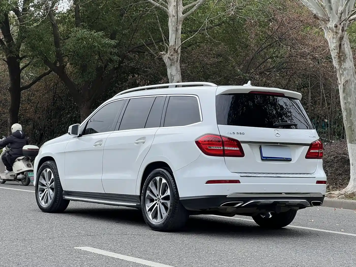 MERCEDES-BENZ GLS
