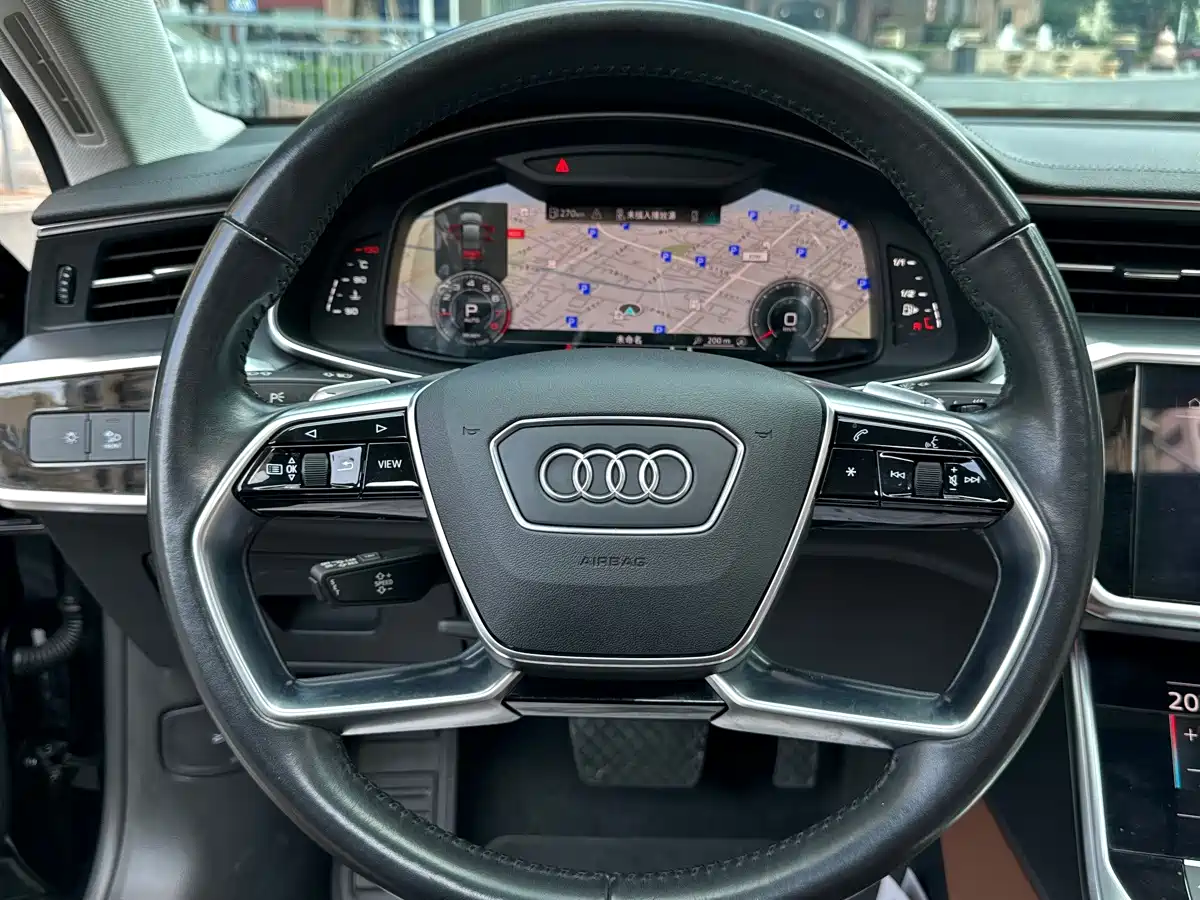 Фото 18 - Audi A7