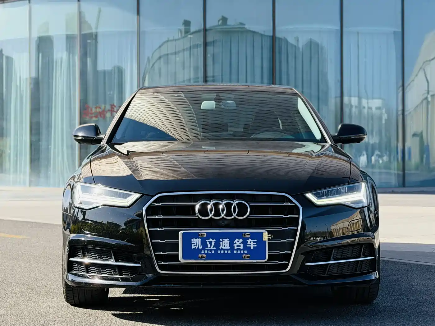 Audi A6L 2018 Model 35 TFSI Collector's Edition фото 2