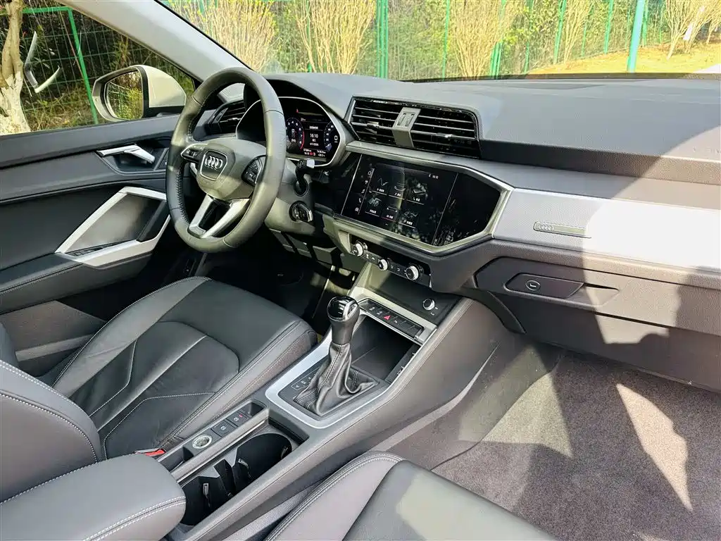 Audi Q3 2021 35 TFSI Progressive Elegance фото 19