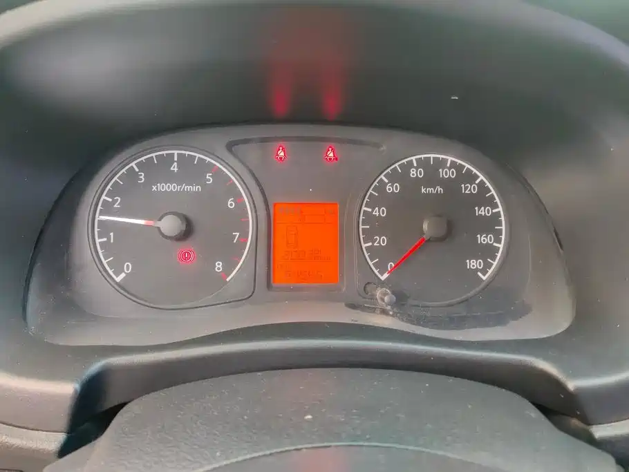 Venucia R30 2014 2014 1.2L Manual Comfort Edition