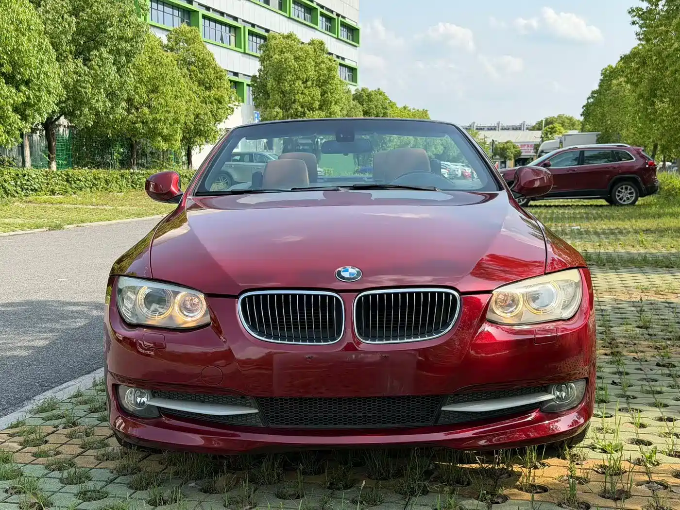 BMW 3 Series (Import) 2011 325i Convertible Coupe фото 2