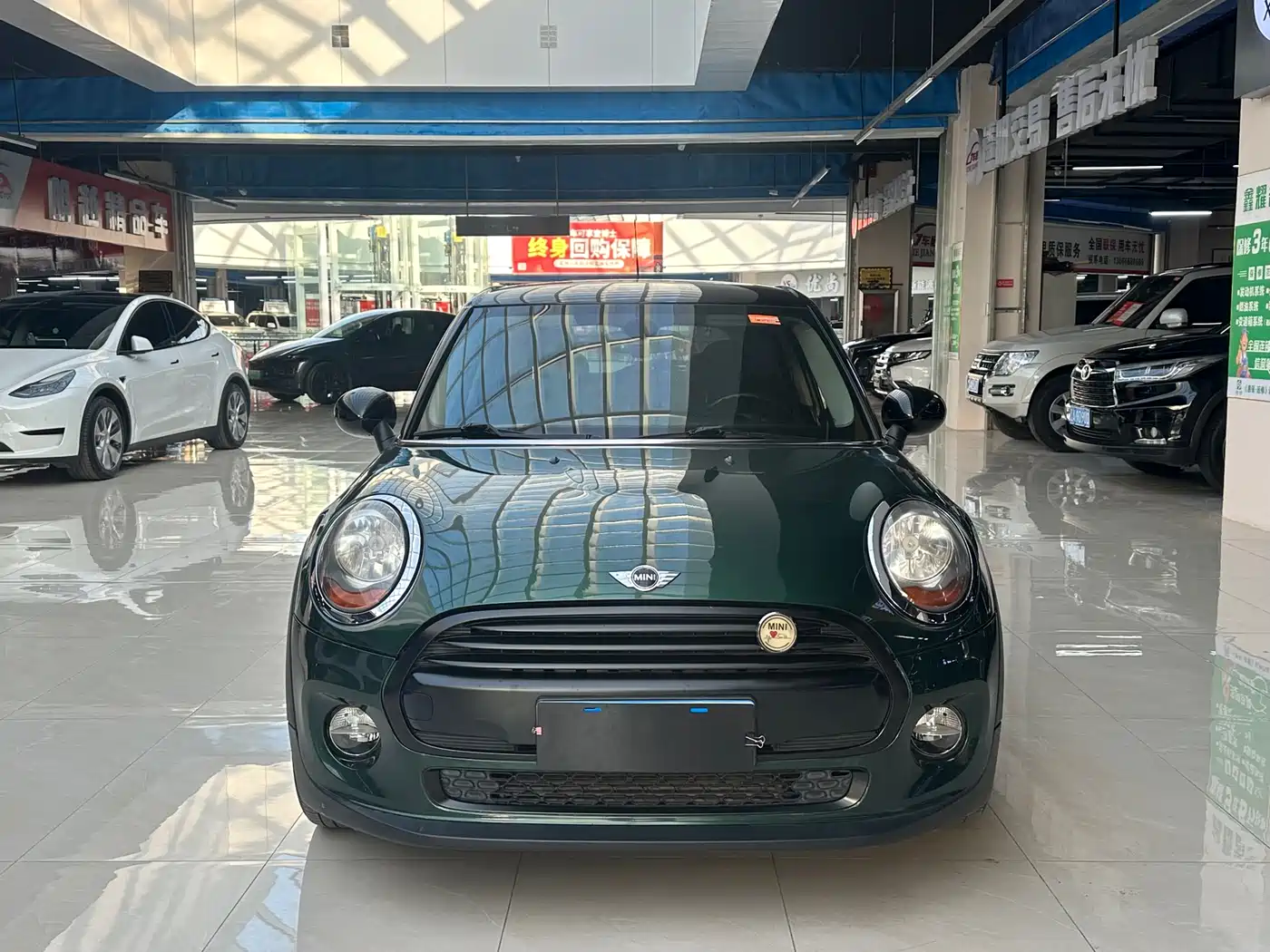 MINI 2015 1.5T COOPER Fun 5-Door фото 2