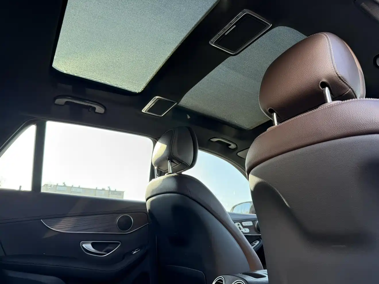 Mercedes-Benz GLC 2022 Facelift GLC 260 L 4MATIC Luxury Model фото 13