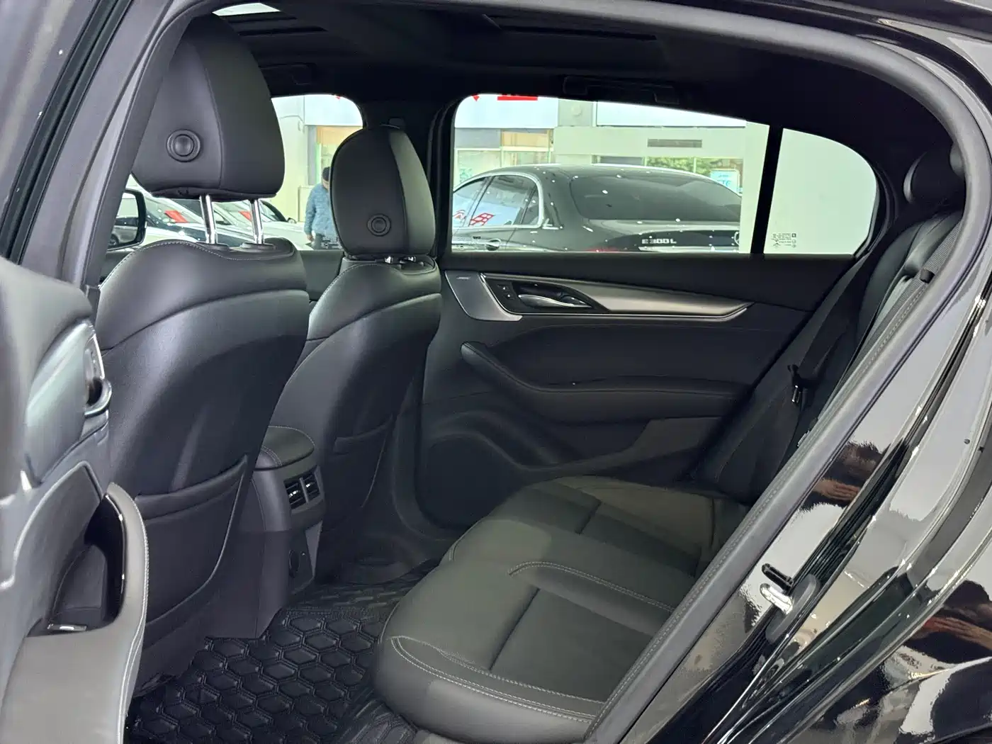 Cadillac CT5 2023 28T Luxury Style (Standard Edition) фото 5