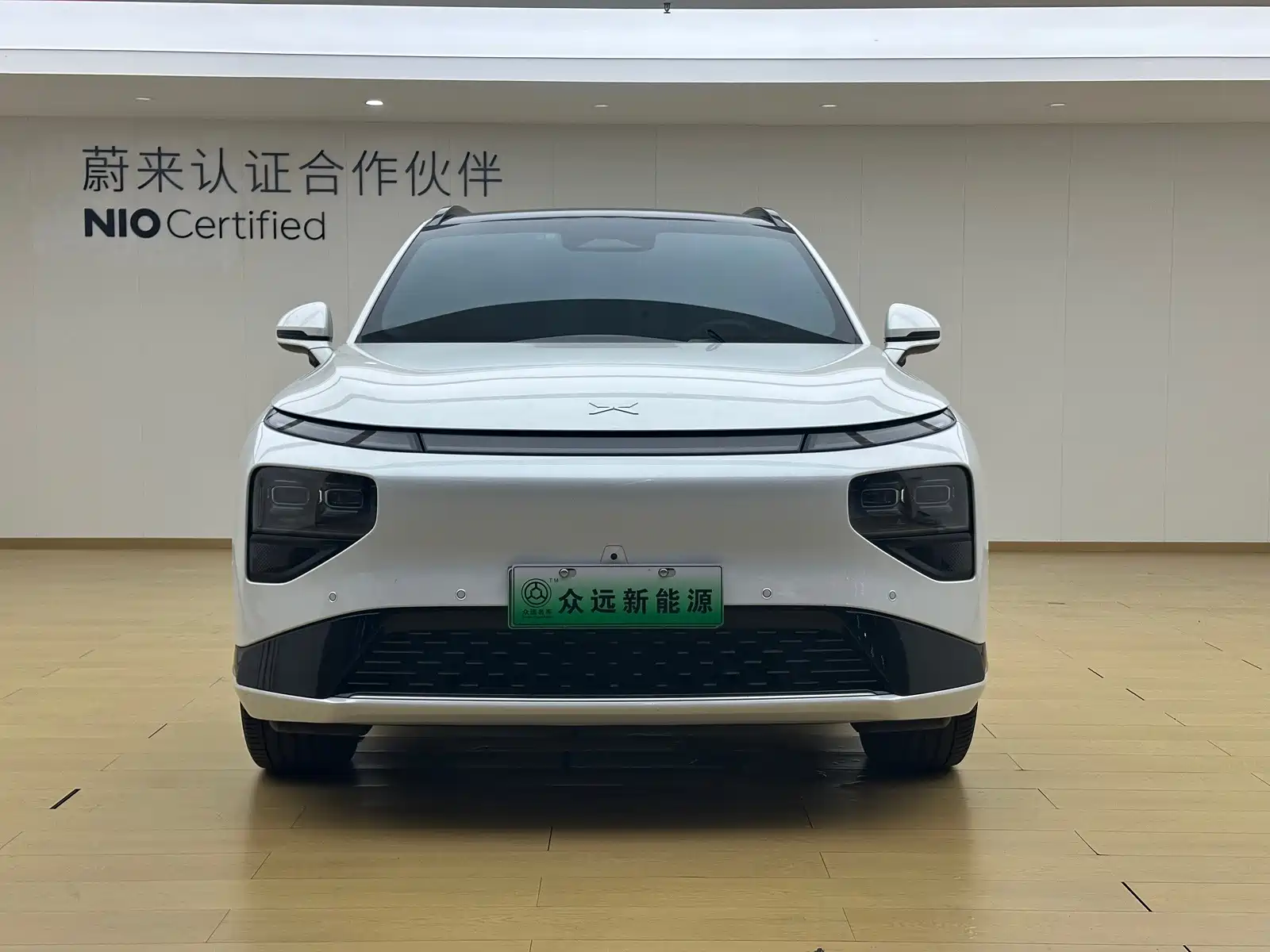 Фото 2 - XPeng G9