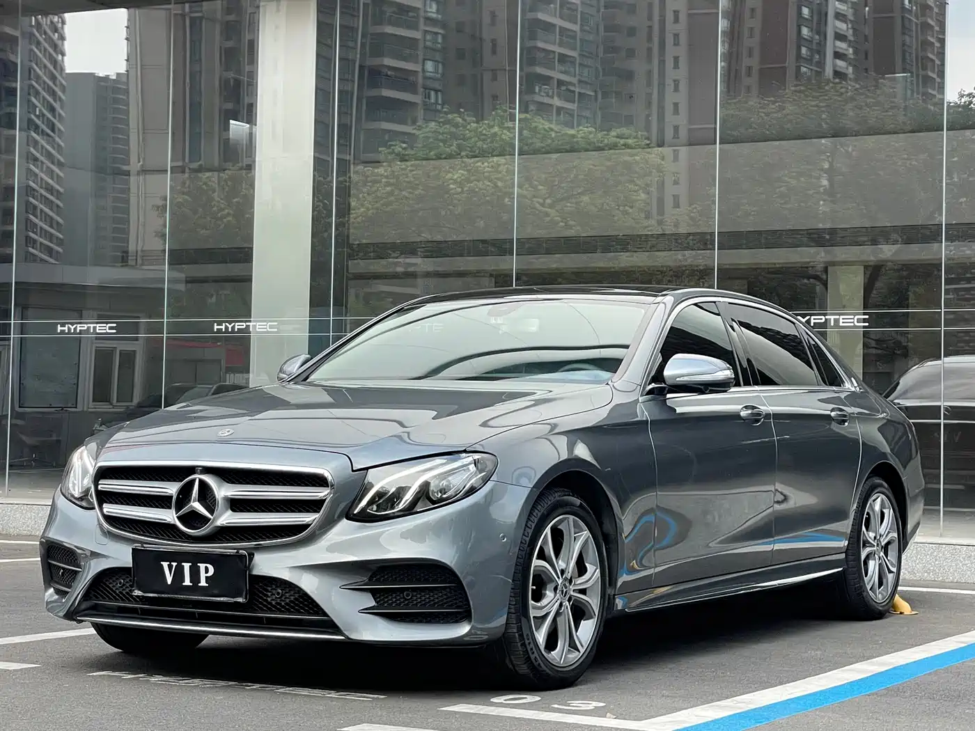 Mercedes-Benz E-Class 2020 E 300 L Sport Fashion Model фото 3