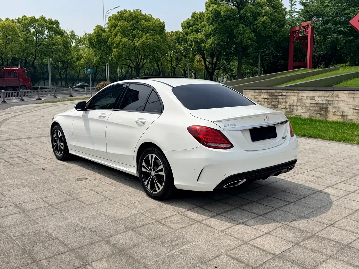 Mercedes-Benz C-Class 2017 Facelift C 200 Sport Edition фото 6
