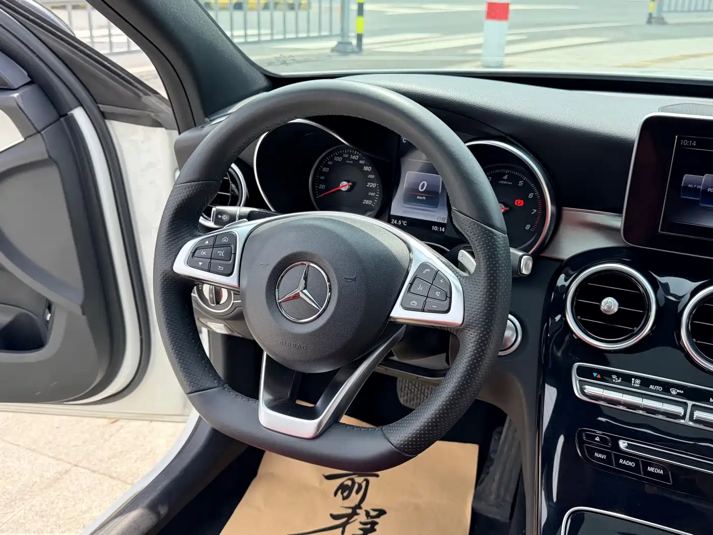 Mercedes-Benz C-Class 2017 Facelift C 200 Sport Edition фото 12