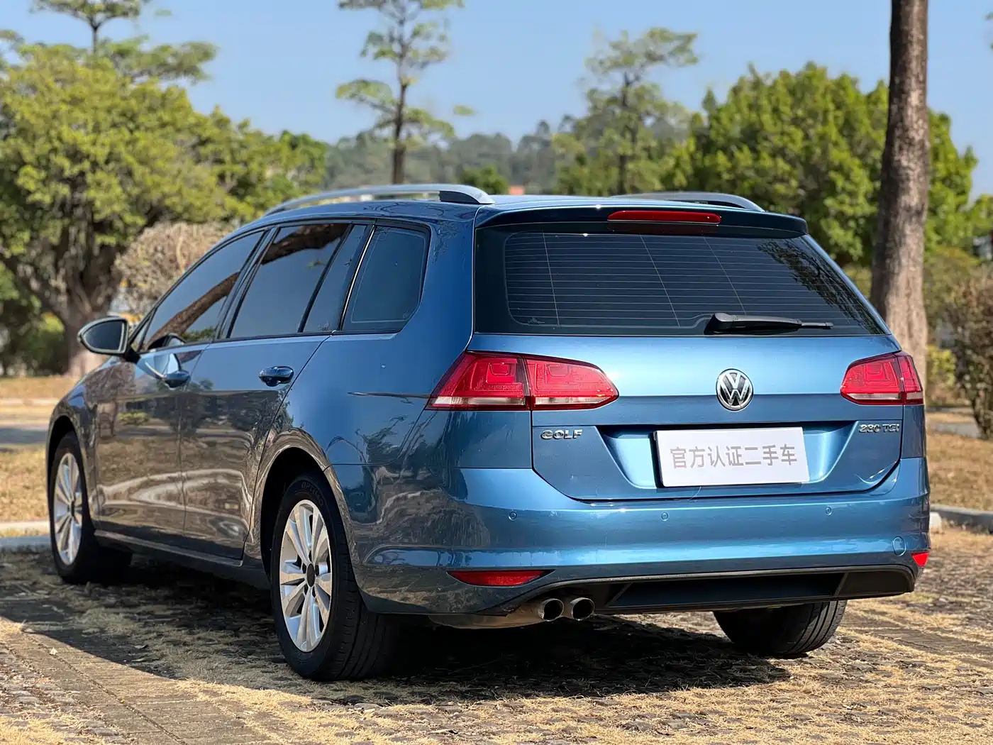 Volkswagen Golf (Import) 2015 1.4TSI Comfort Wagon фото 5