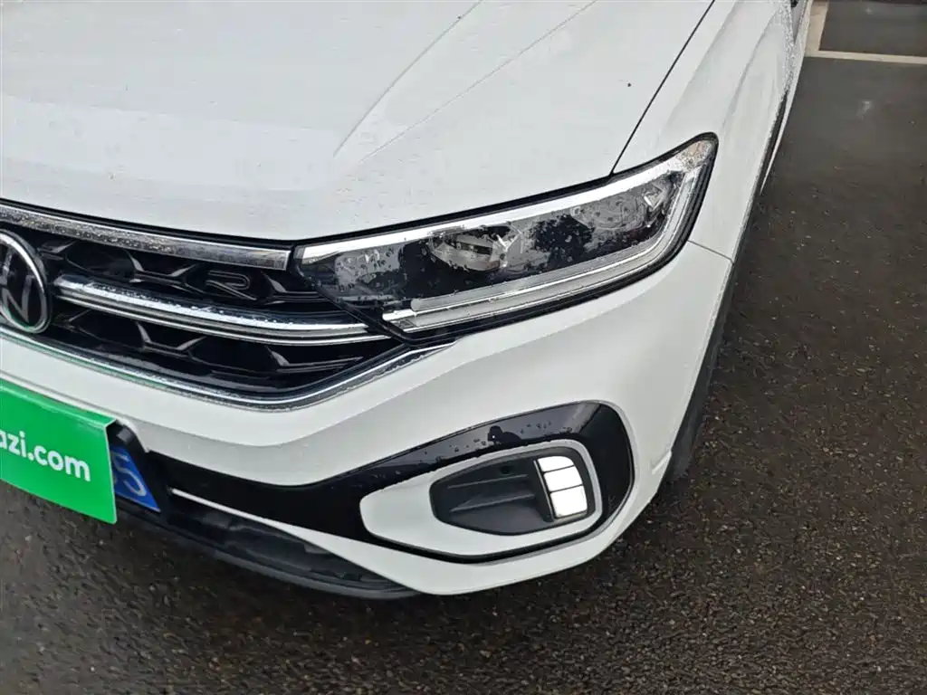 Volkswagen T-ROC 2023 300TSI DSG 2WD Dawn Edition фото 24