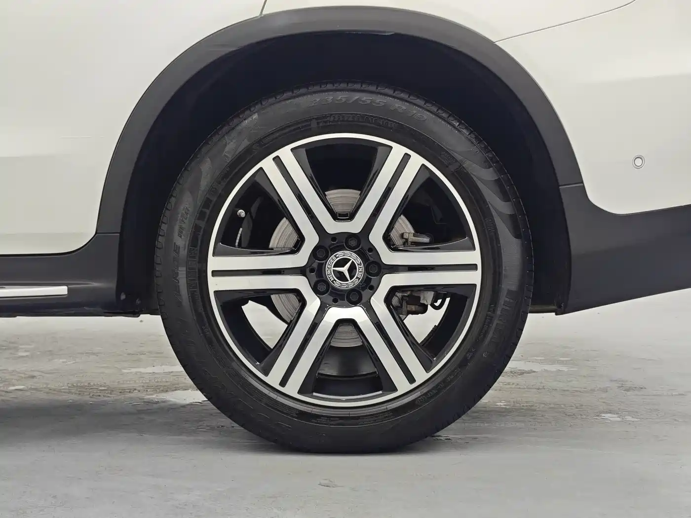 Mercedes-Benz GLC Coupe 2022 Facelift GLC 260 4MATIC Coupe SUV фото 17