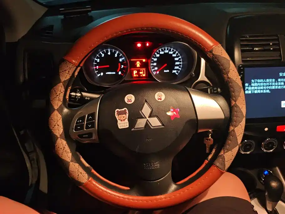 Mitsubishi ASX 2013 2.0L CVT 2WD Elite фото 15