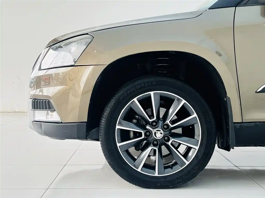 Škoda Yeti 2014 1.4TSI DSG Wild фото 14
