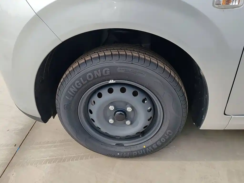 Фото 23 - Wuling Motors Wuling Hongguang New Energy