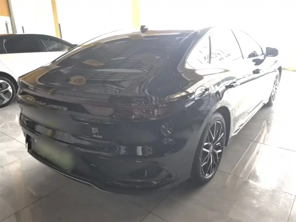 BYD Han 2024 EV Glory Edition 610KM AWD Celestial Eye Smart Driving фото 7