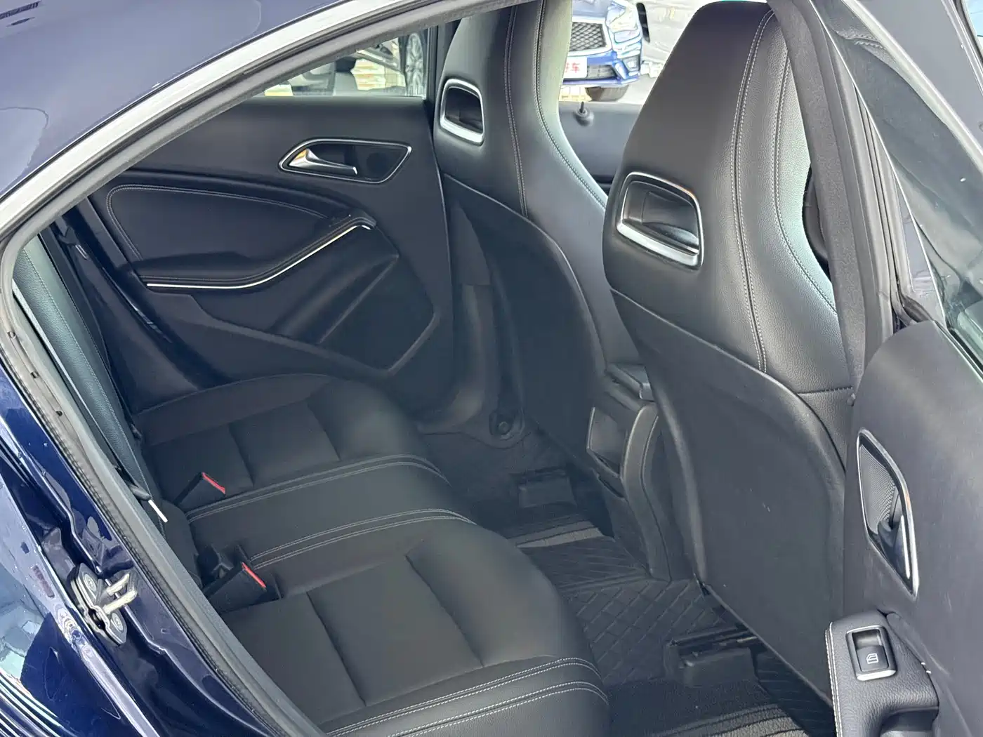 Mercedes-Benz CLA (Import) 2018 CLA 200 Fashion Edition фото 10