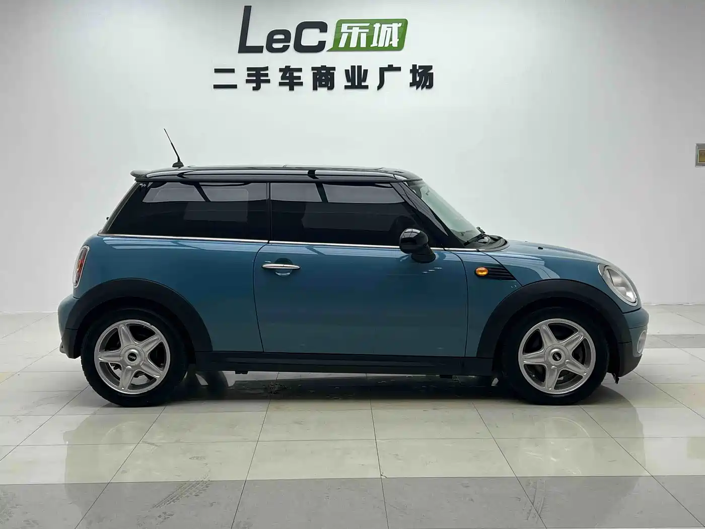 MINI MINI 2010 2007 1.6L COOPER Fun