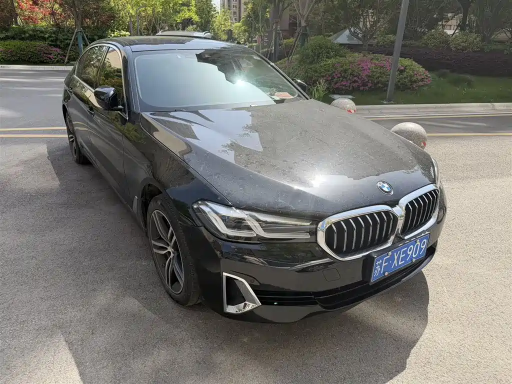 BMW 5-SERIES
