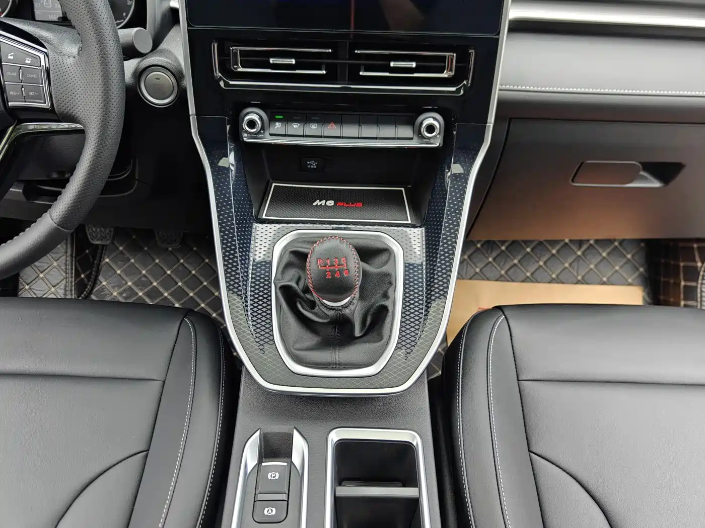 Haval M6 2023 PLUS 1.5T Manual Luxury Smart Connect фото 14