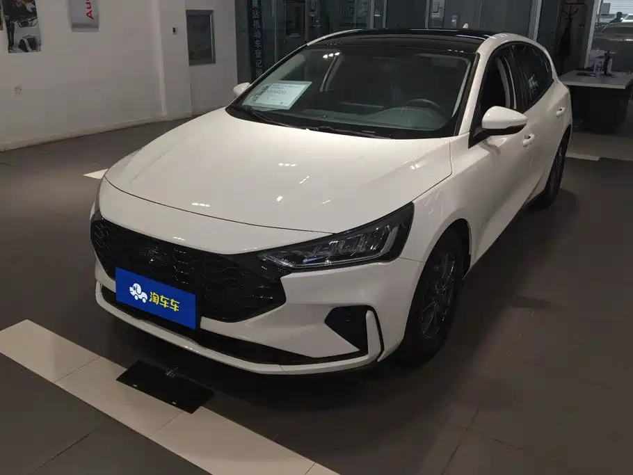 Ford Focus 2022 Sedan EcoBoost 180 Auto Speed Edition