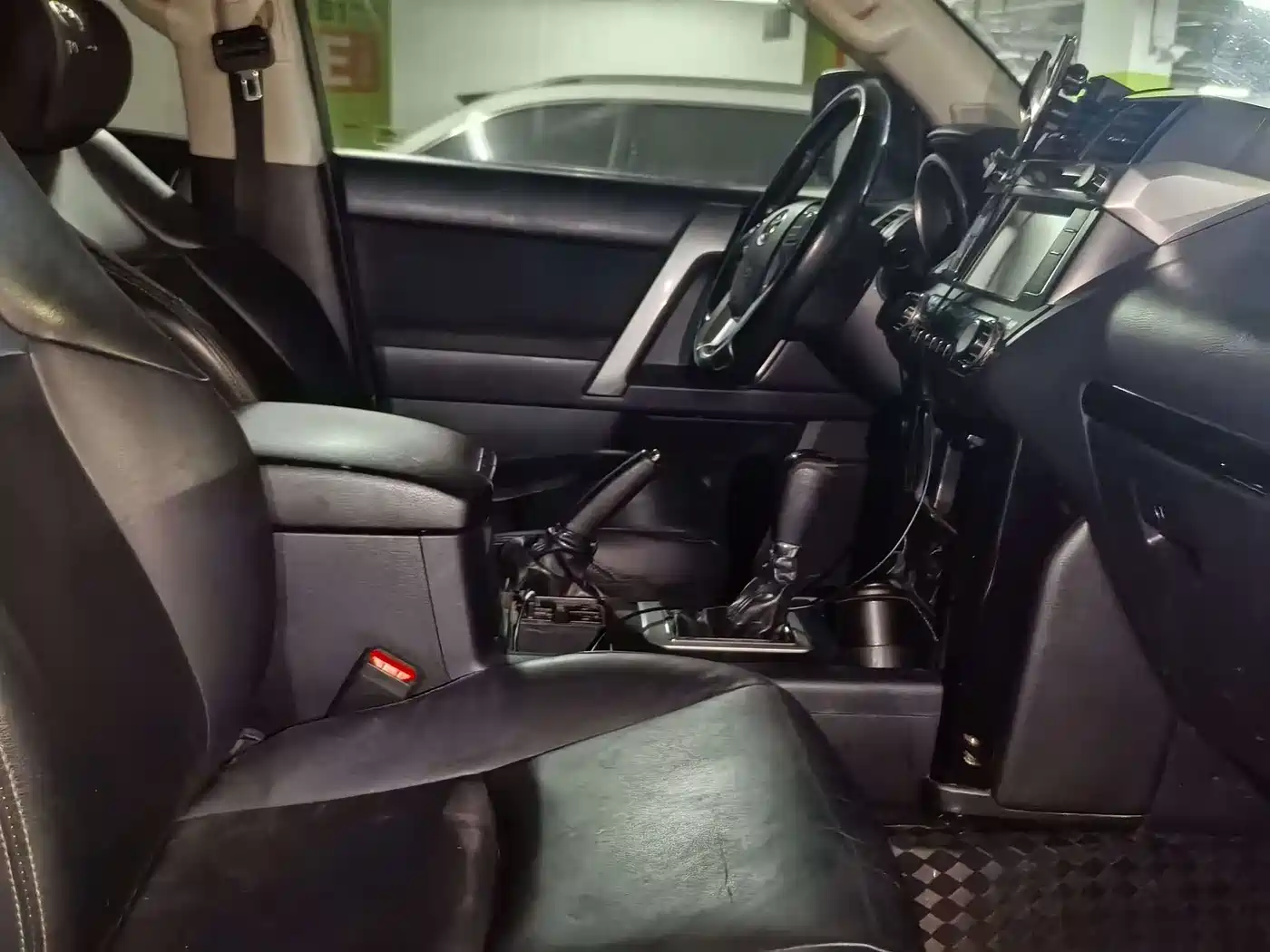 Toyota Prado 2016 2.7L Auto Standard Edition фото 10