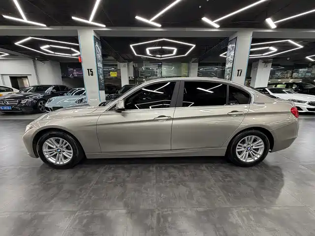 BMW 3 Series 2013 320Li Fashion Model — фото 4