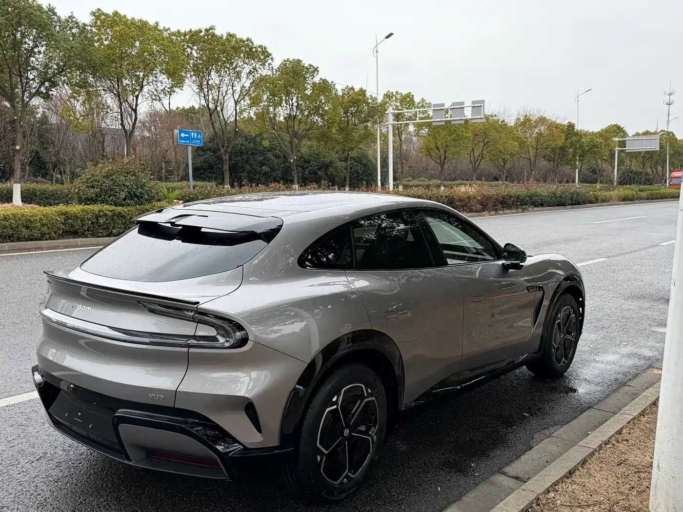 XIAOMI CAR XIAOMI YU7