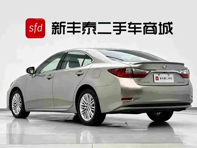 Lexus ES 2015 200 Elite Edition — фото 5