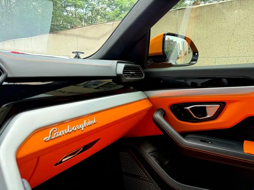 Lamborghini Urus 2023 2021 4.0T V8