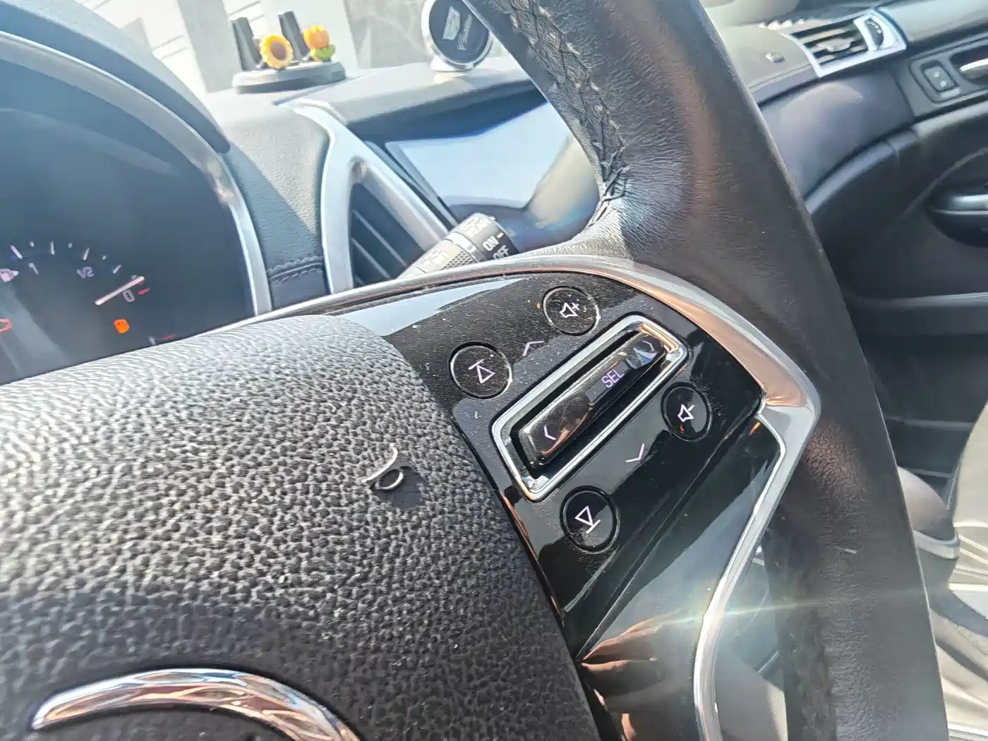 Cadillac SRX 2015 3.0L Comfort фото 26