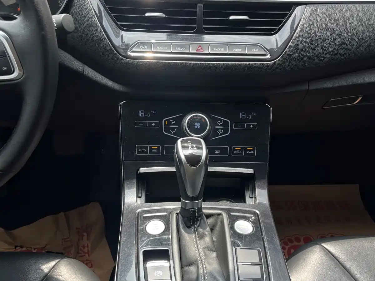 Hongqi H5 2019 30TD Style Edition фото 11