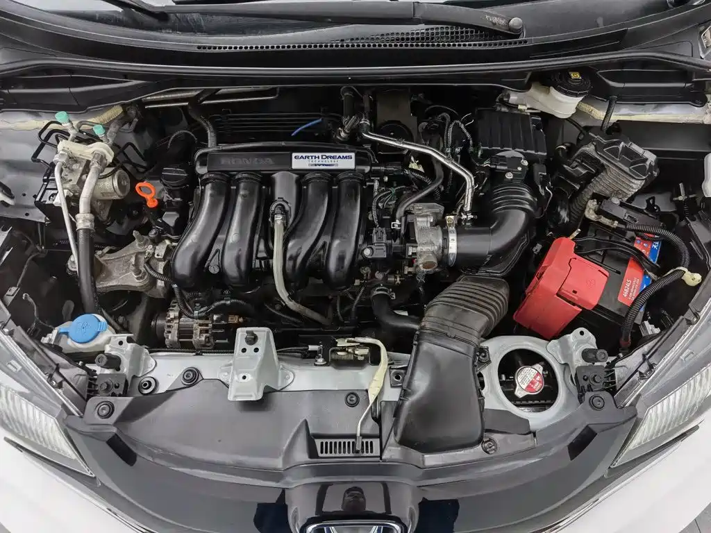 Фото 6 - Honda Fit