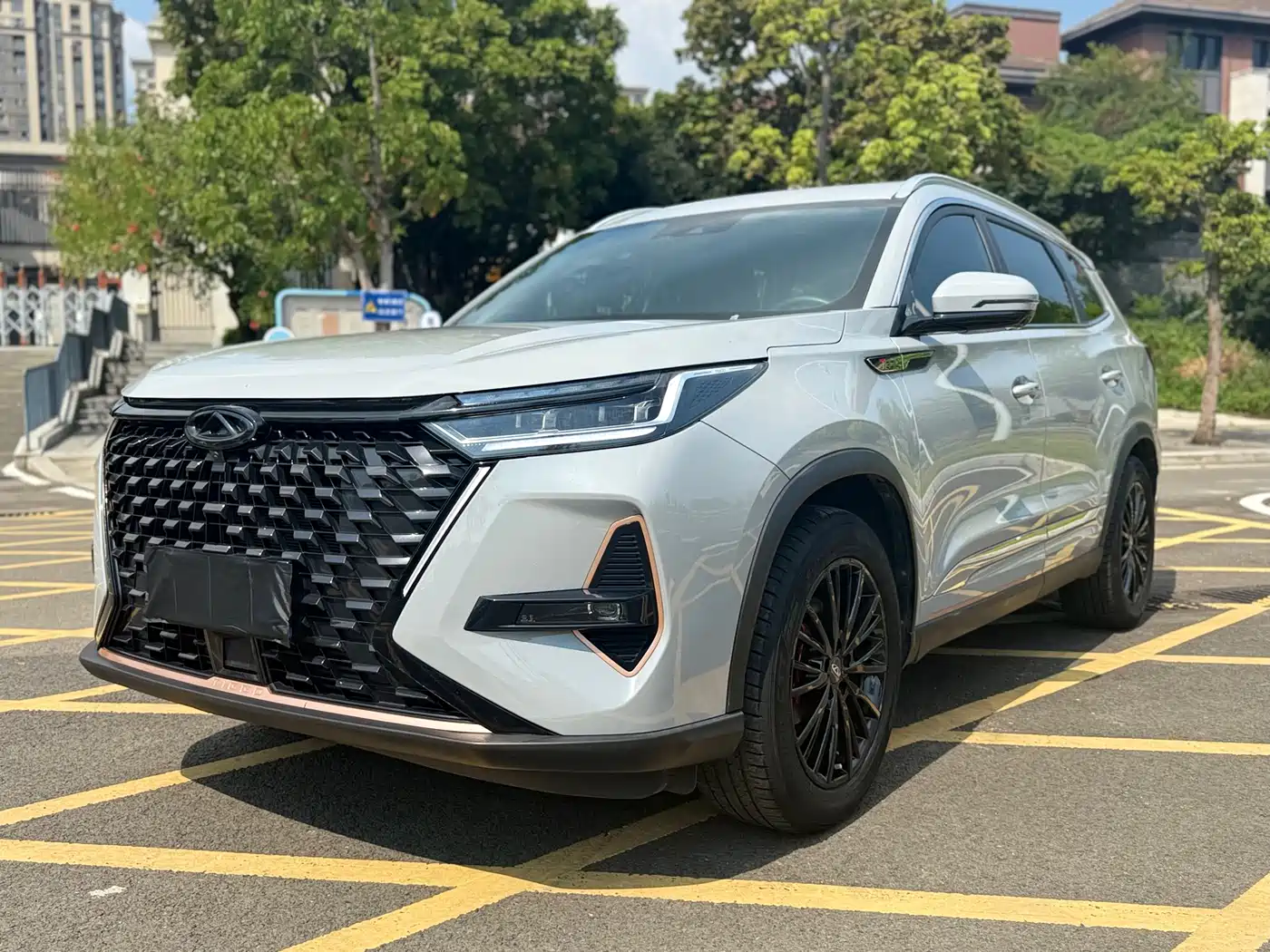 CHERY TIGGO 8 PRO