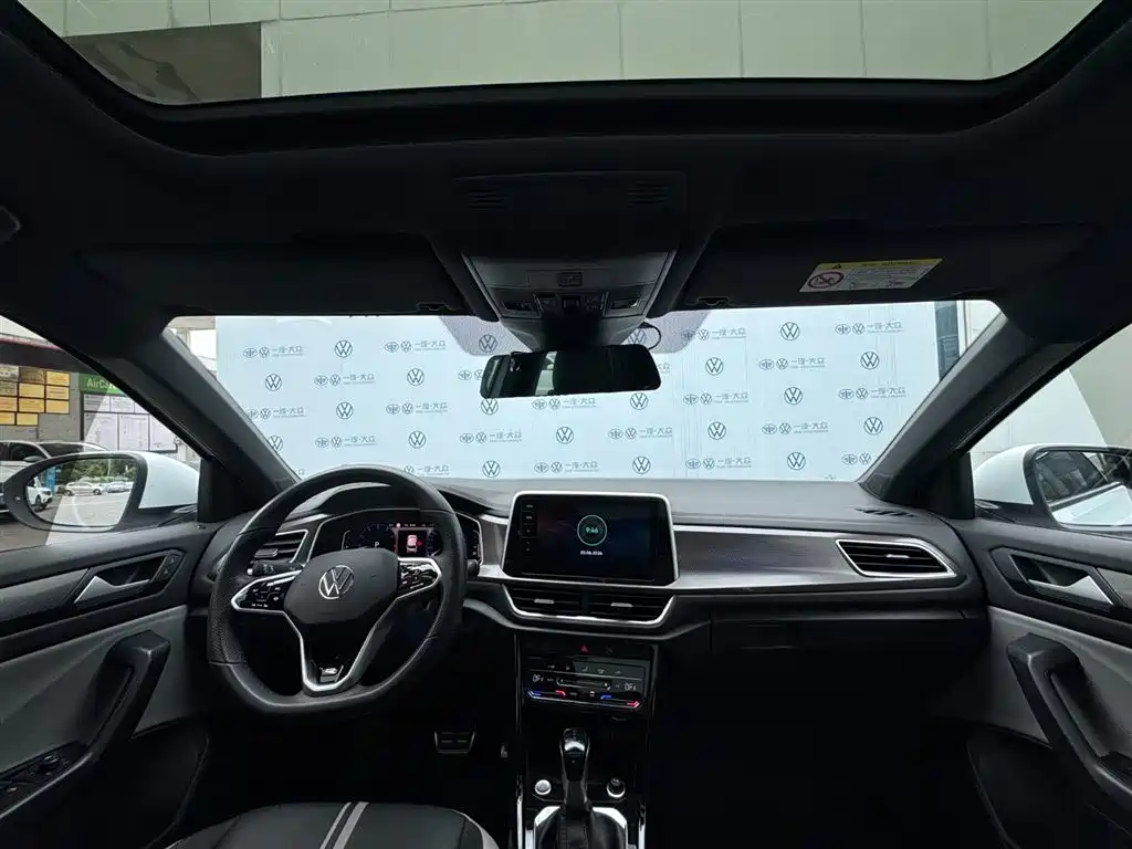 Volkswagen T-Roc, миниатюра 9