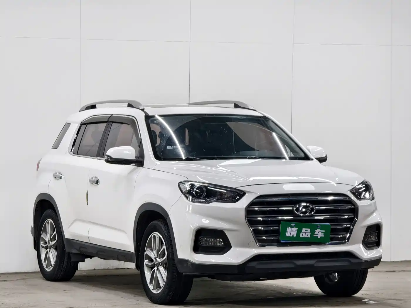 Hyundai Beijing Hyundai ix35 2018 2.0L Automatic 2WD Zhiyong·Enjoyment Edition фото 3