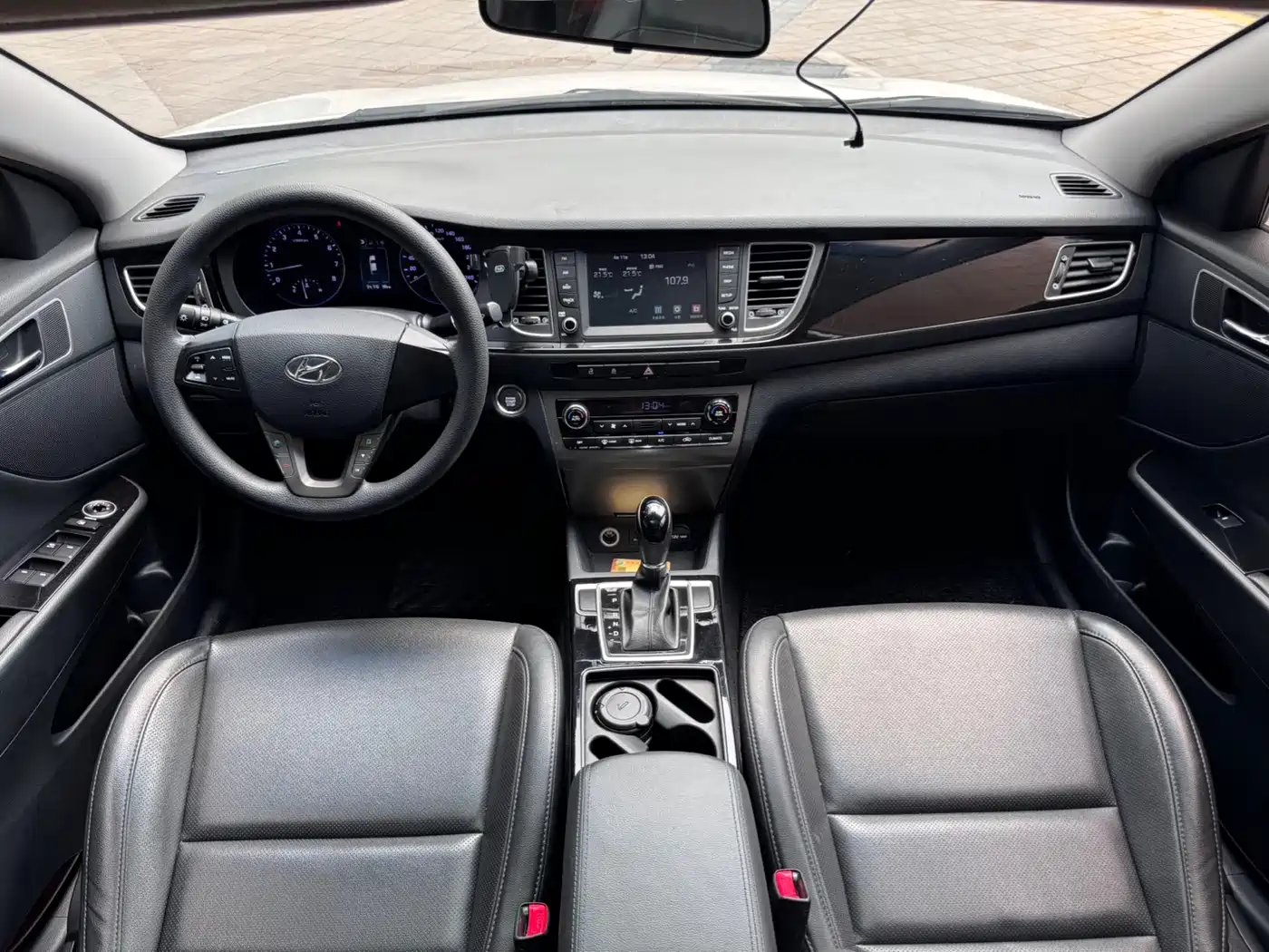 Hyundai Mistra 2016 1.8L Automatic Smart GLS фото 8