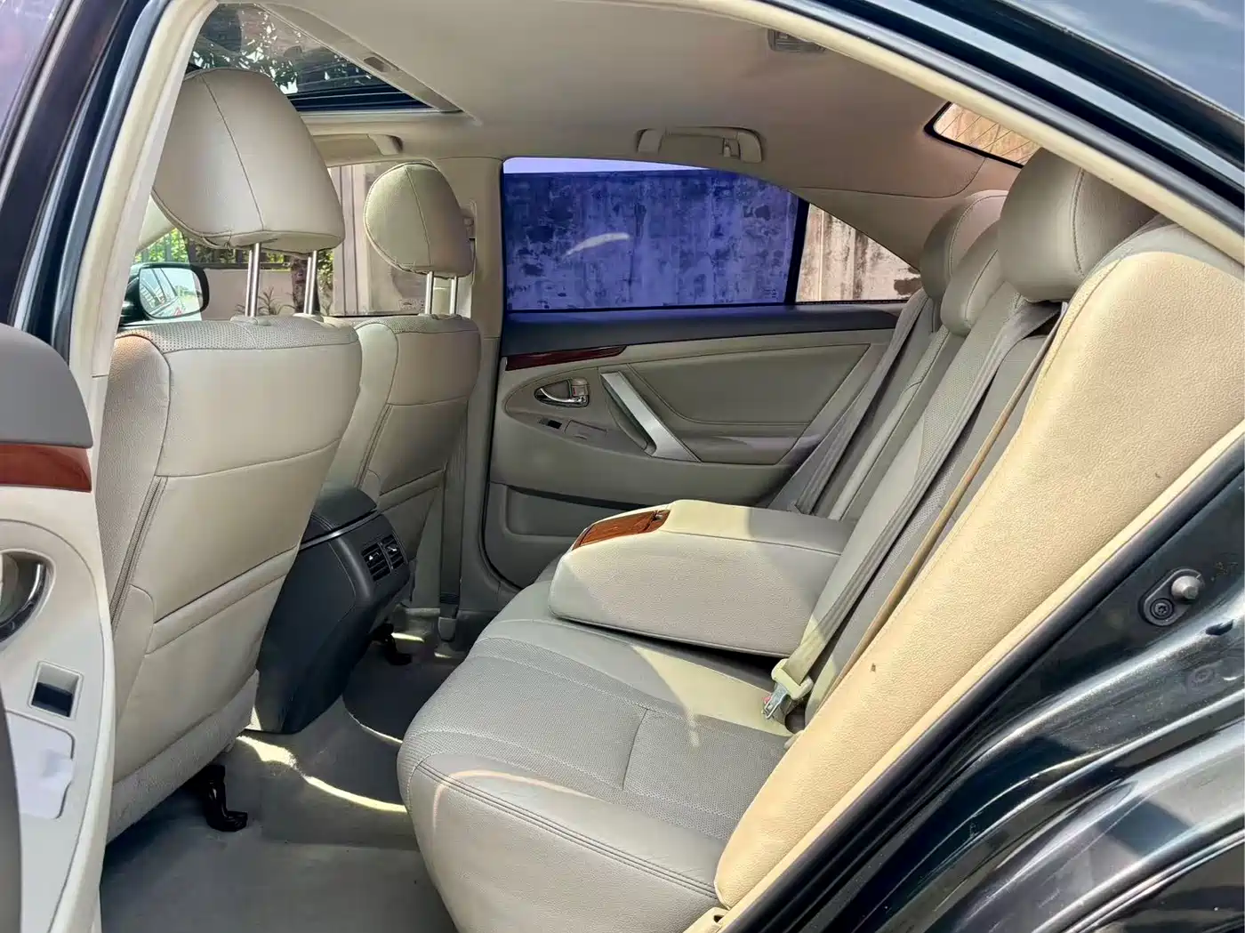 Toyota Camry 2013 200G Classic Luxury Edition фото 6
