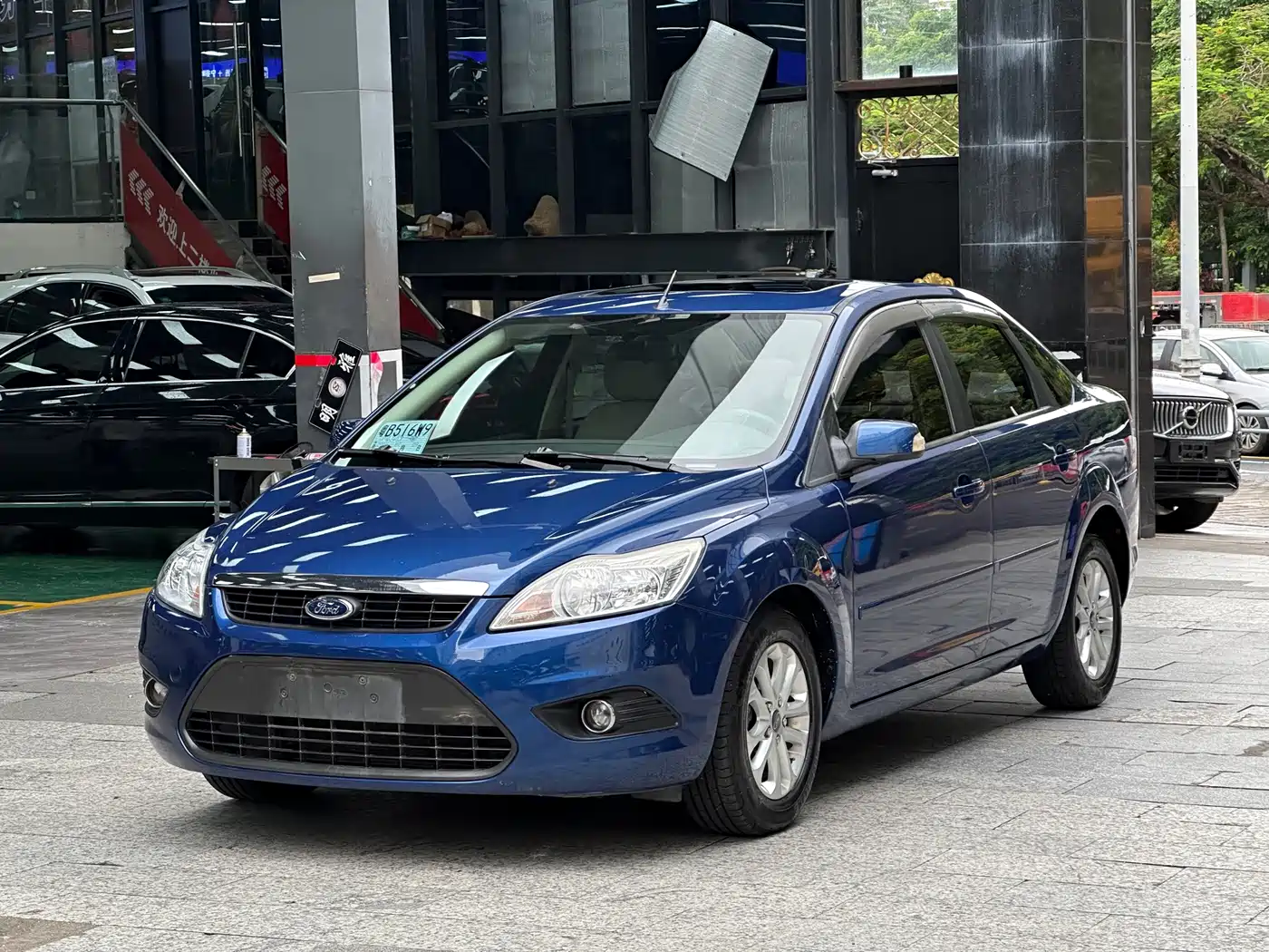 Фото 1 - Ford Focus