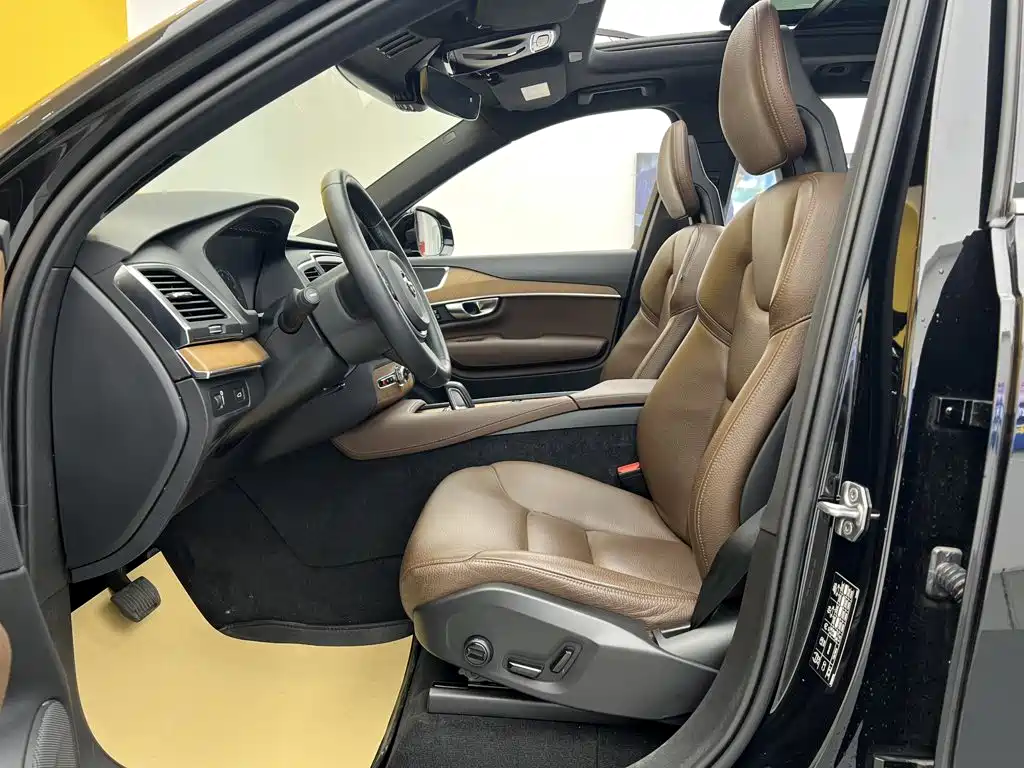 Volvo XC90 2011 2021 B5 Smart Drive Luxury 5-seater