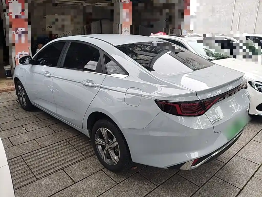 Geely Emgrand L HiP 2024 2024 Model Champion Edition 1.5TD-DHT Pro 100KM Surpassing Type