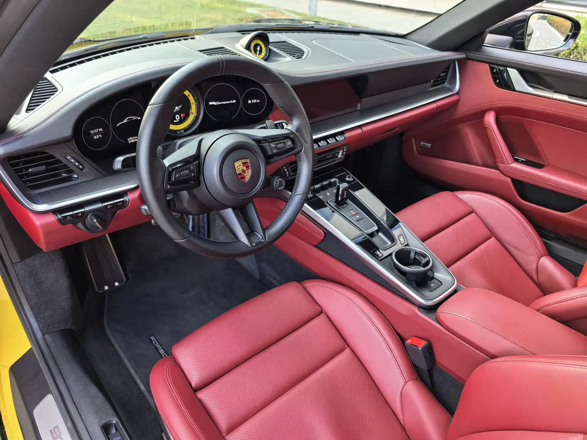 Photo 9 - Porsche 911