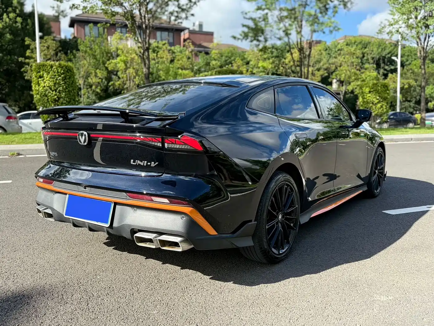 CHANGAN UNI-V